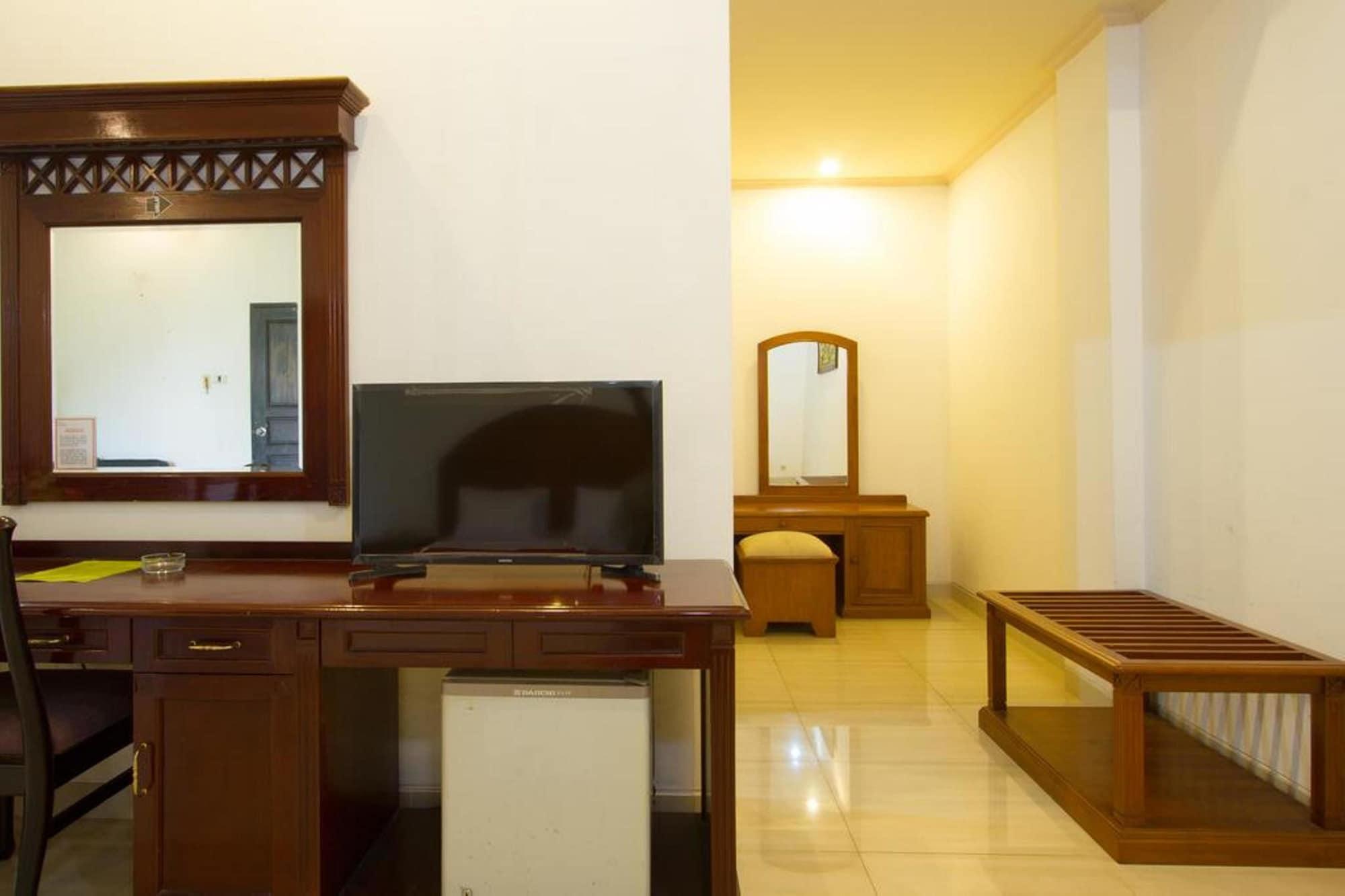 Hotel Oranjje Denpasar Exterior foto