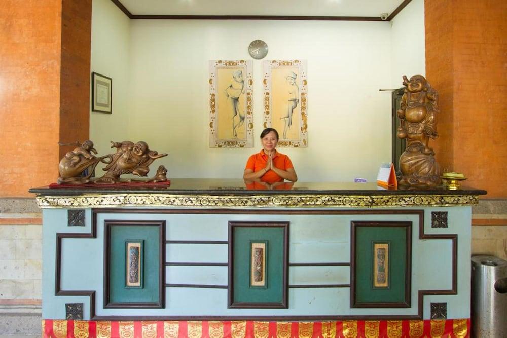 Hotel Oranjje Denpasar Exterior foto