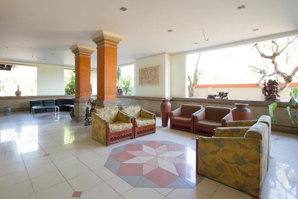 Hotel Oranjje Denpasar Exterior foto