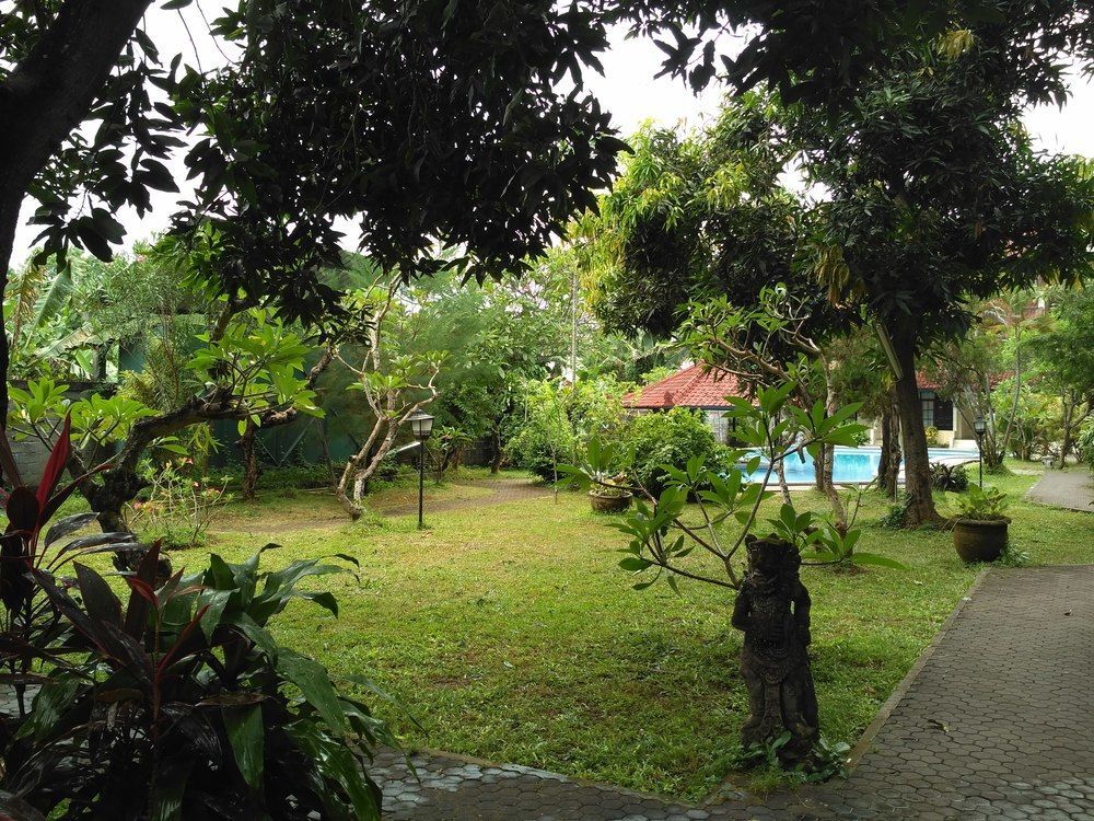 Hotel Oranjje Denpasar Exterior foto